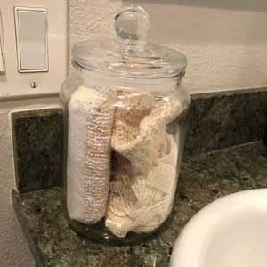 3 for $15🌸 bathroom glass bowl with sponges